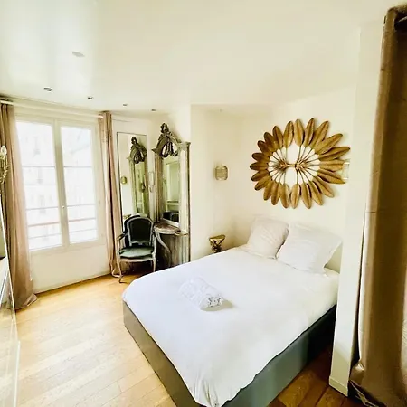 Grand Loft Proche Sacre Coeur Gare Du Nord アパート パリ